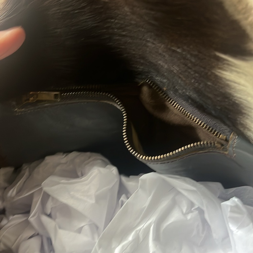 •⬇️FINAL PRICE⬇️NO OFFERS FIRM⬇️VINTAGE GENUINE FUR BAG BOHO FESTIVAL• - Picture 9 of 15